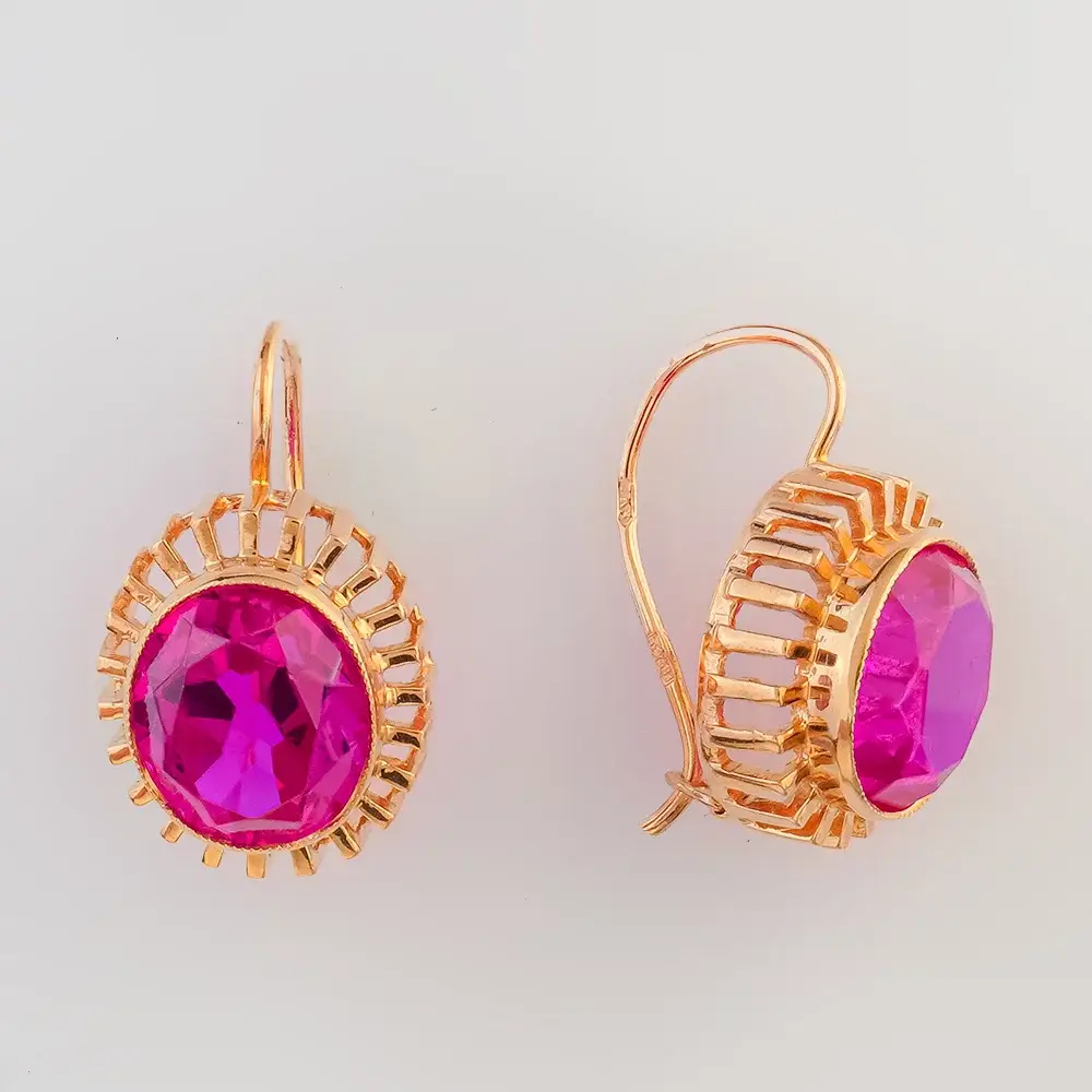 Серьги с корундом синтетическим из красного золота 583 пробы