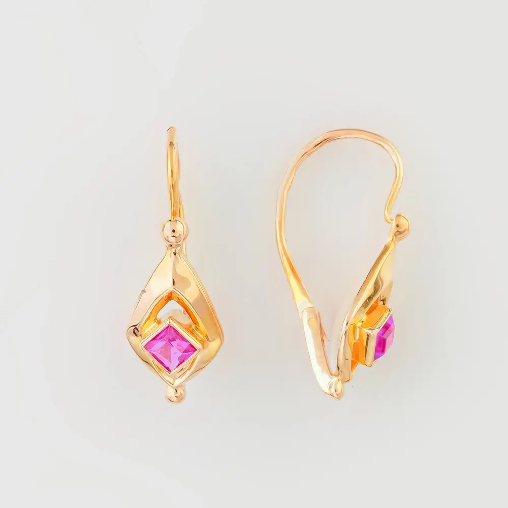 Серьги с корундом синтетическим из красного золота 583 пробы