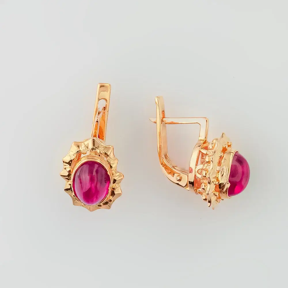 Серьги с корундом синтетическим из красного золота 585 пробы