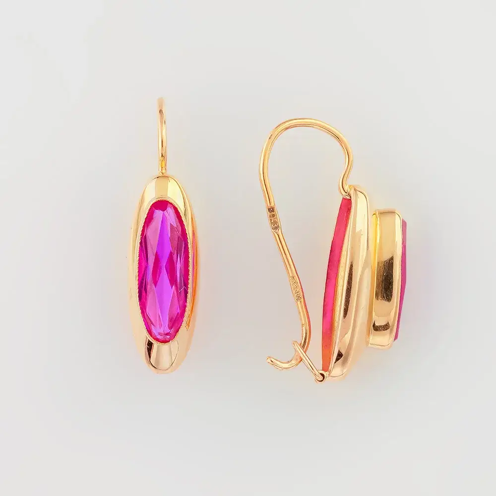 Серьги с корундом синтетическим из красного золота 583 пробы