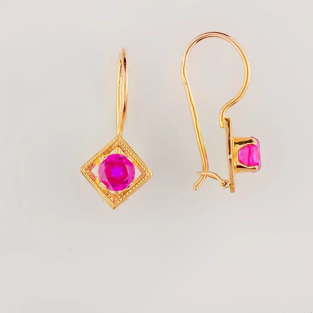 Серьги с корундом синтетическим из красного золота 583 пробы