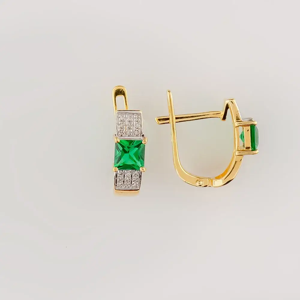 Серьги с изумрудом синтетическим из желтого золота 585 пробы