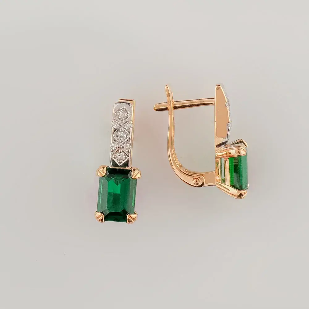 Серьги с изумрудом синтетическим из красного золота 585 пробы