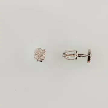 Серьги с бриллиантом из белого золота 585 пробы