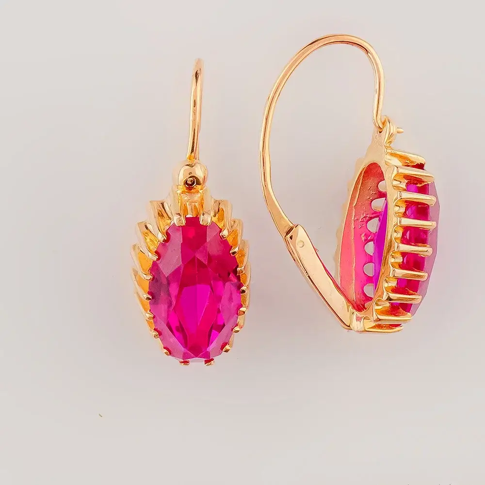 Серьги с корундом синтетическим из красного золота 583 пробы