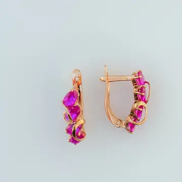 Серьги с корундом синтетическим из красного золота 375 пробы