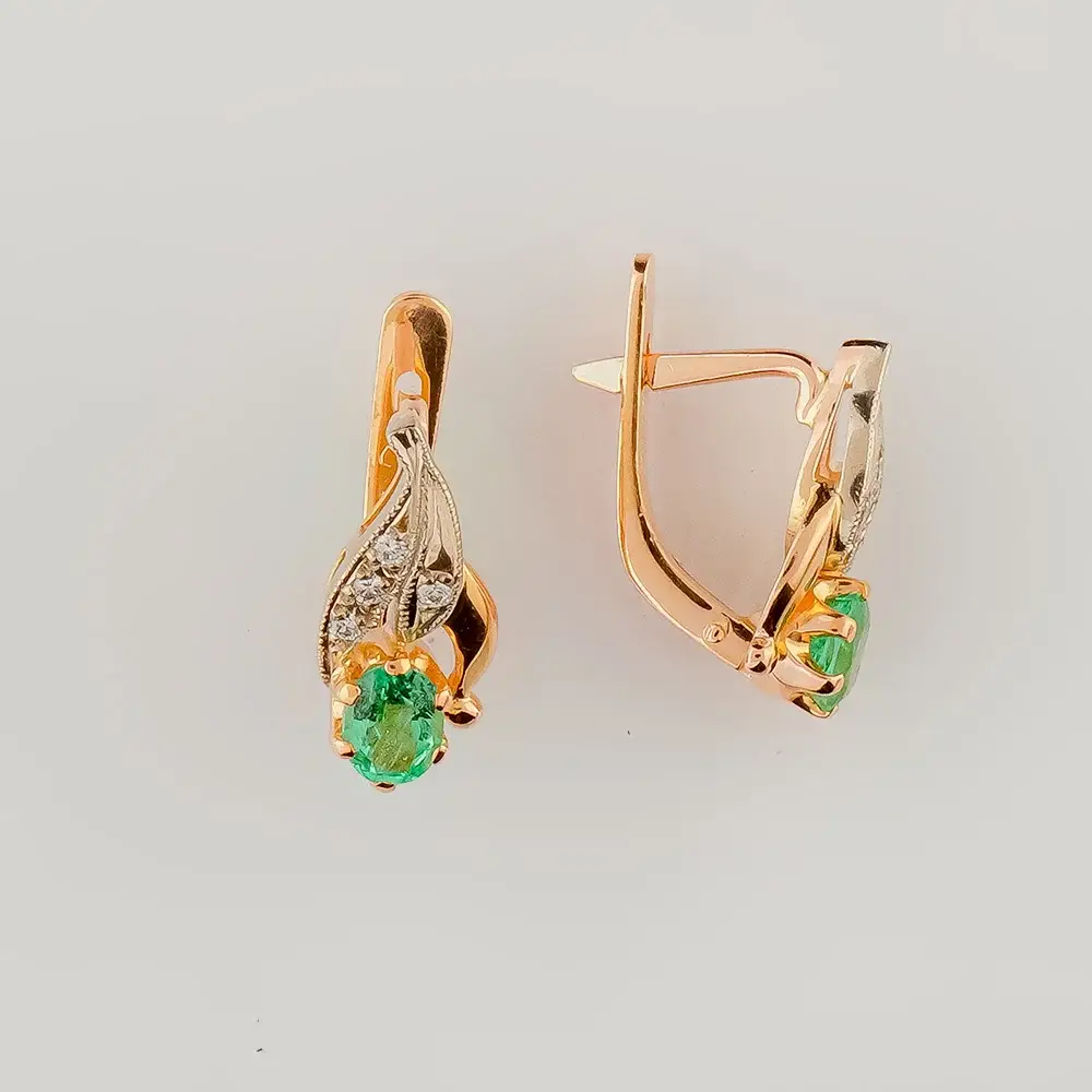 Серьги с изумрудом из красного золота 585 пробы