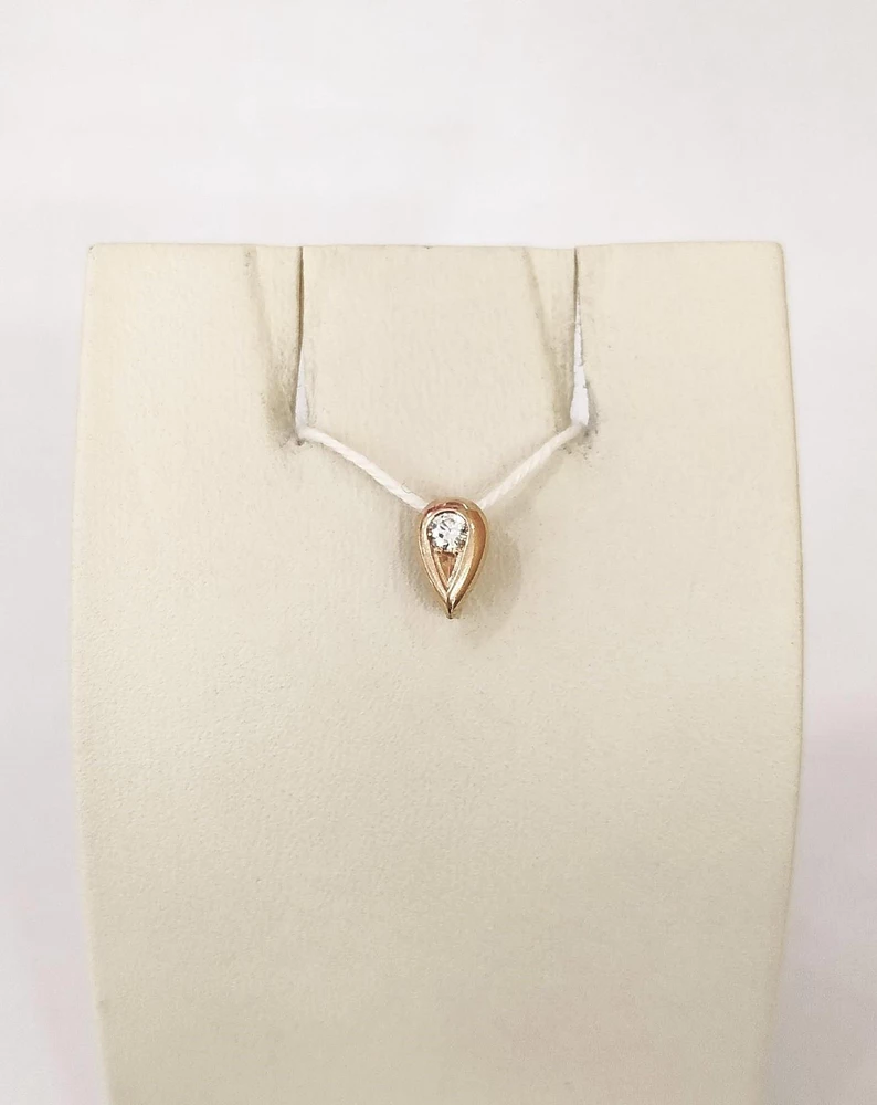 Подвес с фианитом из красного золота 585 пробы