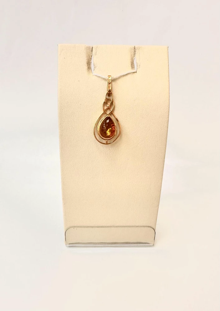 Подвес с янтарем из красного золота 585 пробы