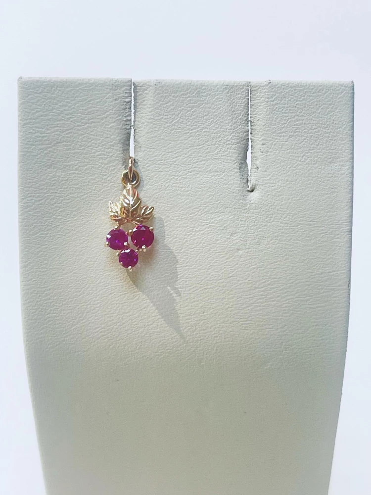 Подвес с рубином синтетическим из красного золота 585 пробы