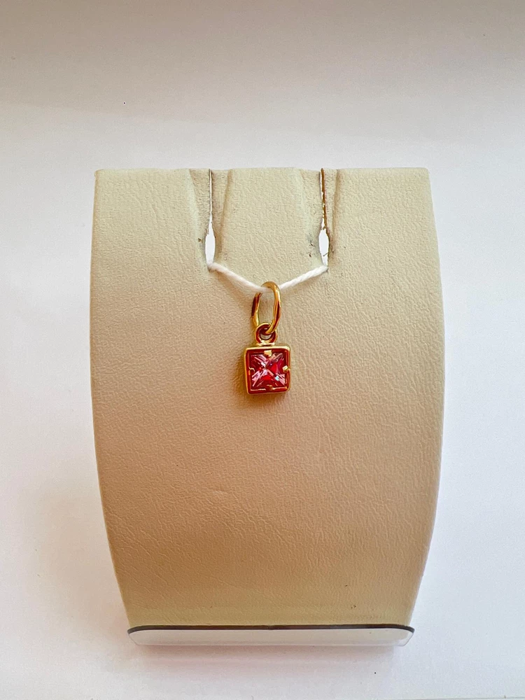 Подвес с ситаллом из красного золота 585 пробы