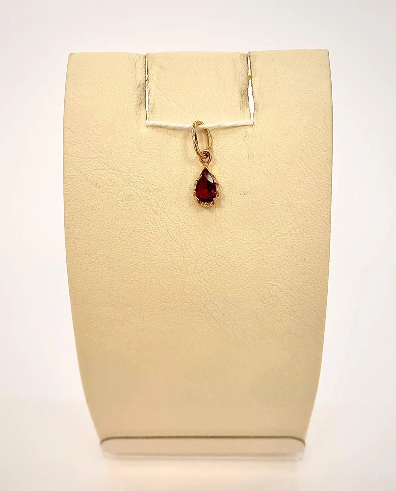 Подвес с гранатом из красного золота 585 пробы