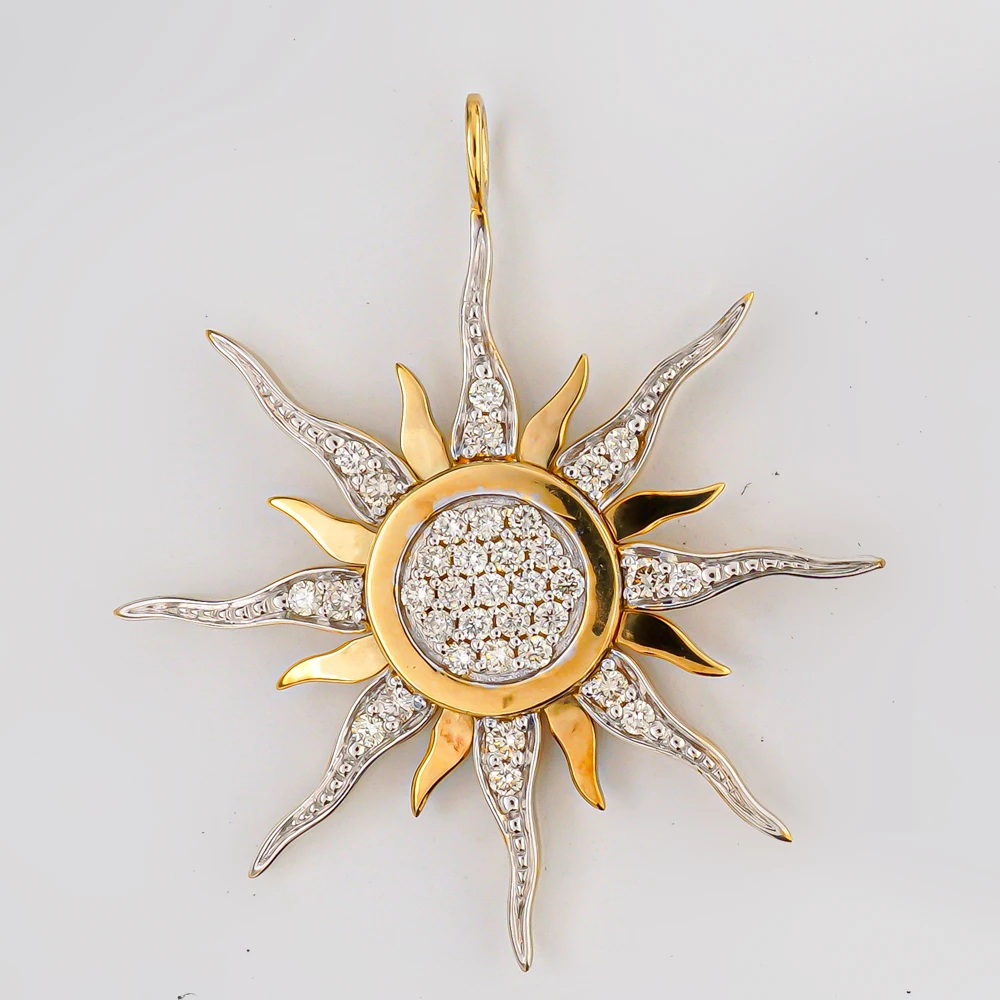 Подвес с бриллиантом из желтого золота 585 пробы