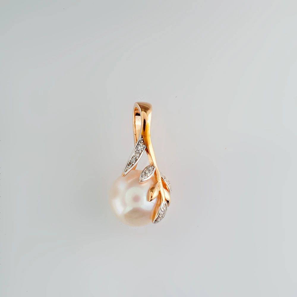 Подвес с культивированным жемчугом из красного золота 585 пробы