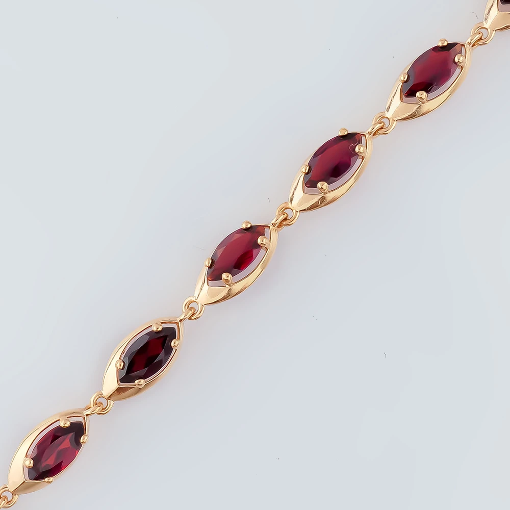 Браслет с гранатом из красного золота 585 пробы