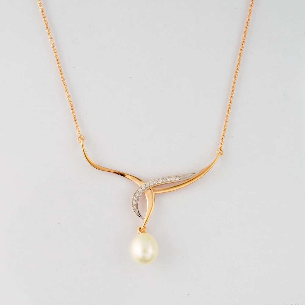 Колье с культивированным жемчугом из красного золота 585 пробы