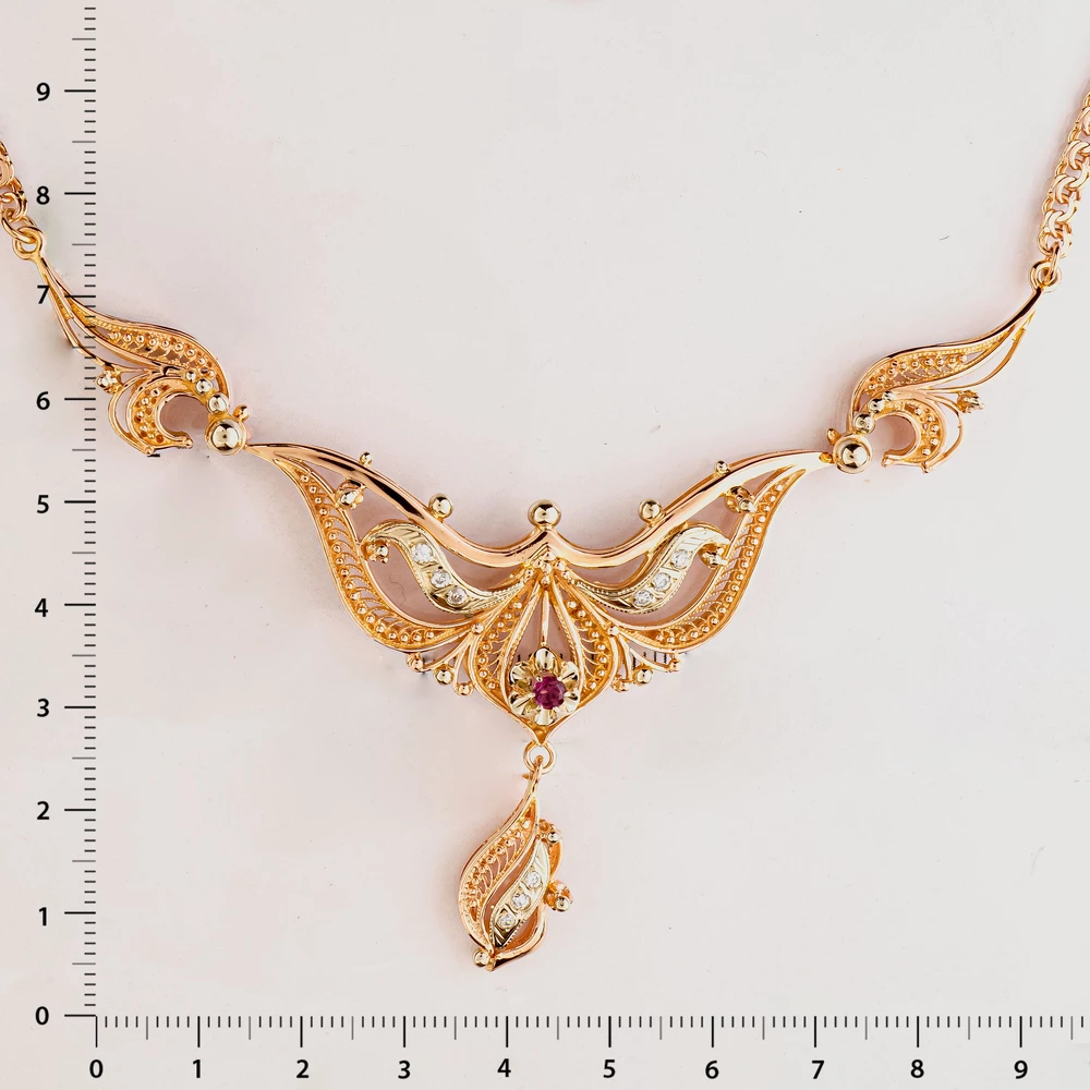 Колье с фианитом из красного золота 585 пробы