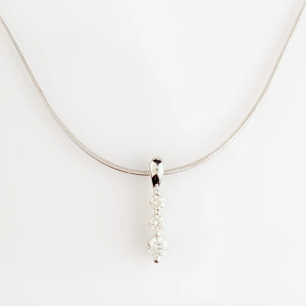 Колье с бриллиантом из белого золота 585 пробы