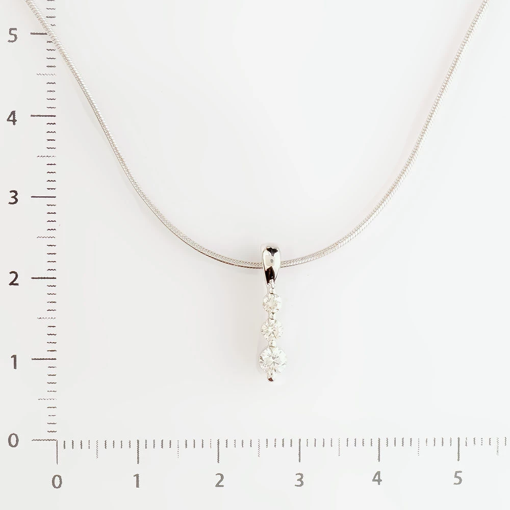 Колье с бриллиантом из белого золота 585 пробы