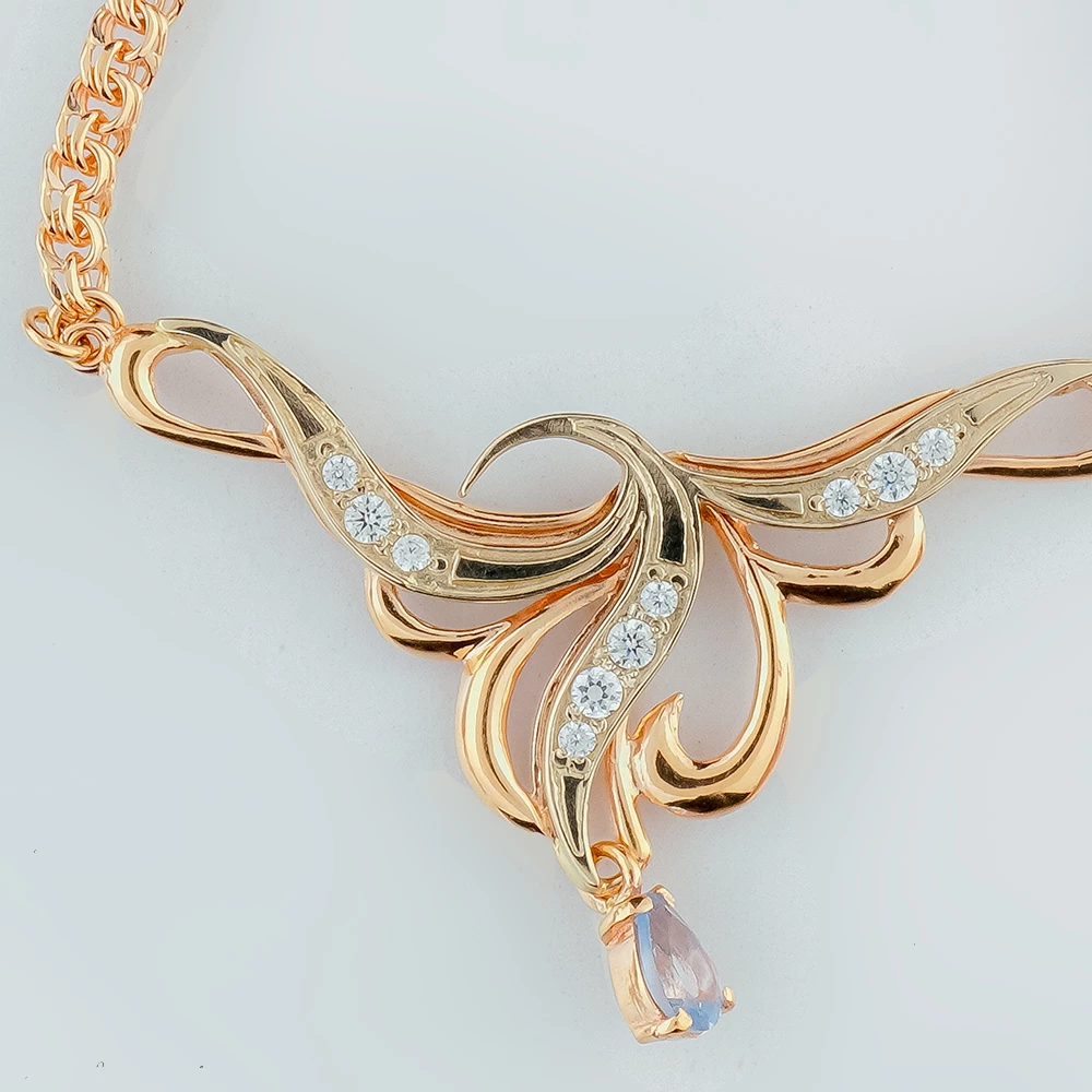 Колье с топазом из красного золота 585 пробы