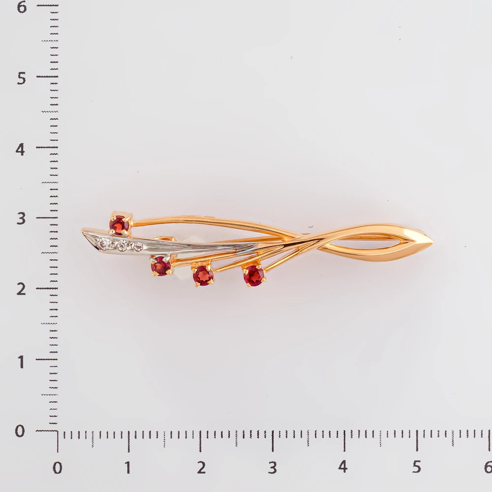 Брошь с гранатом из красного золота 585 пробы