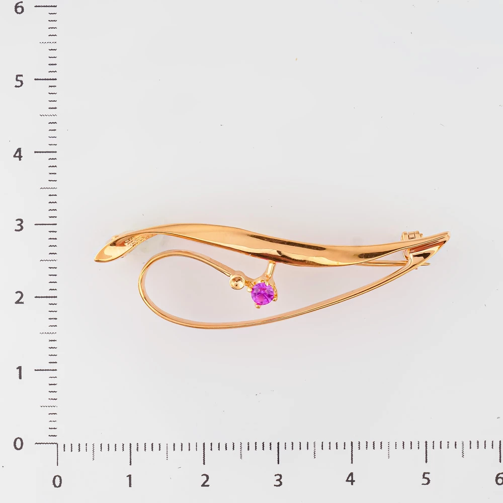 Брошь с фианитом из красного золота 585 пробы