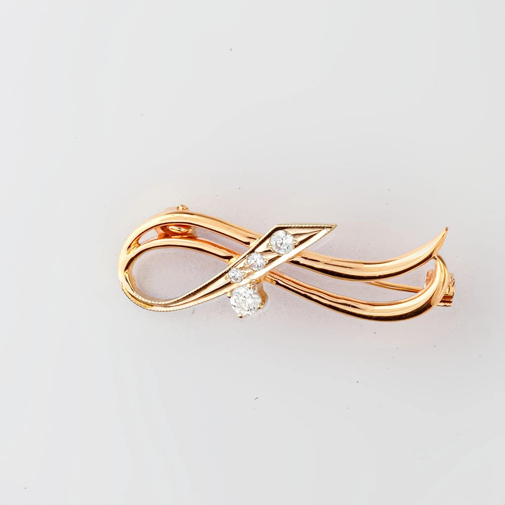 Брошь с фианитом из красного золота 585 пробы