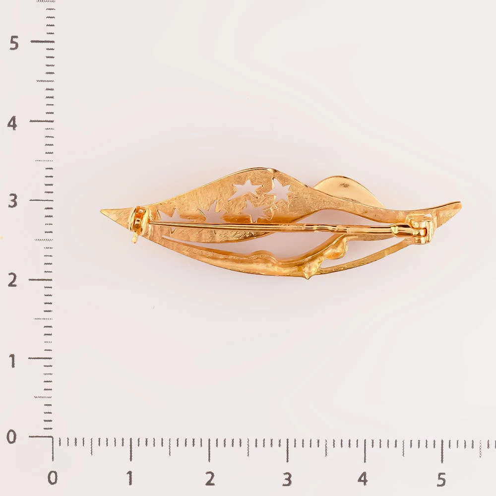 Брошь из красного золота 585 пробы