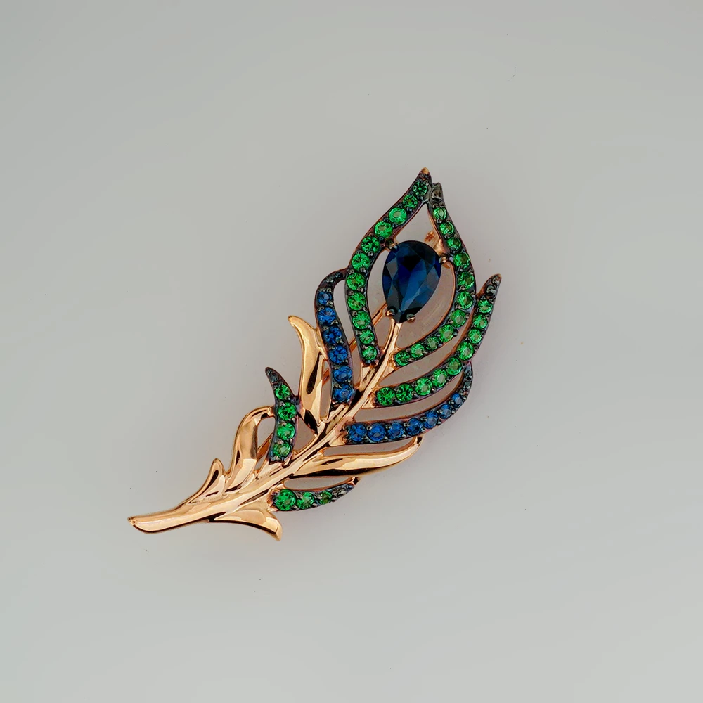 Брошь с фианитом из красного золота 585 пробы